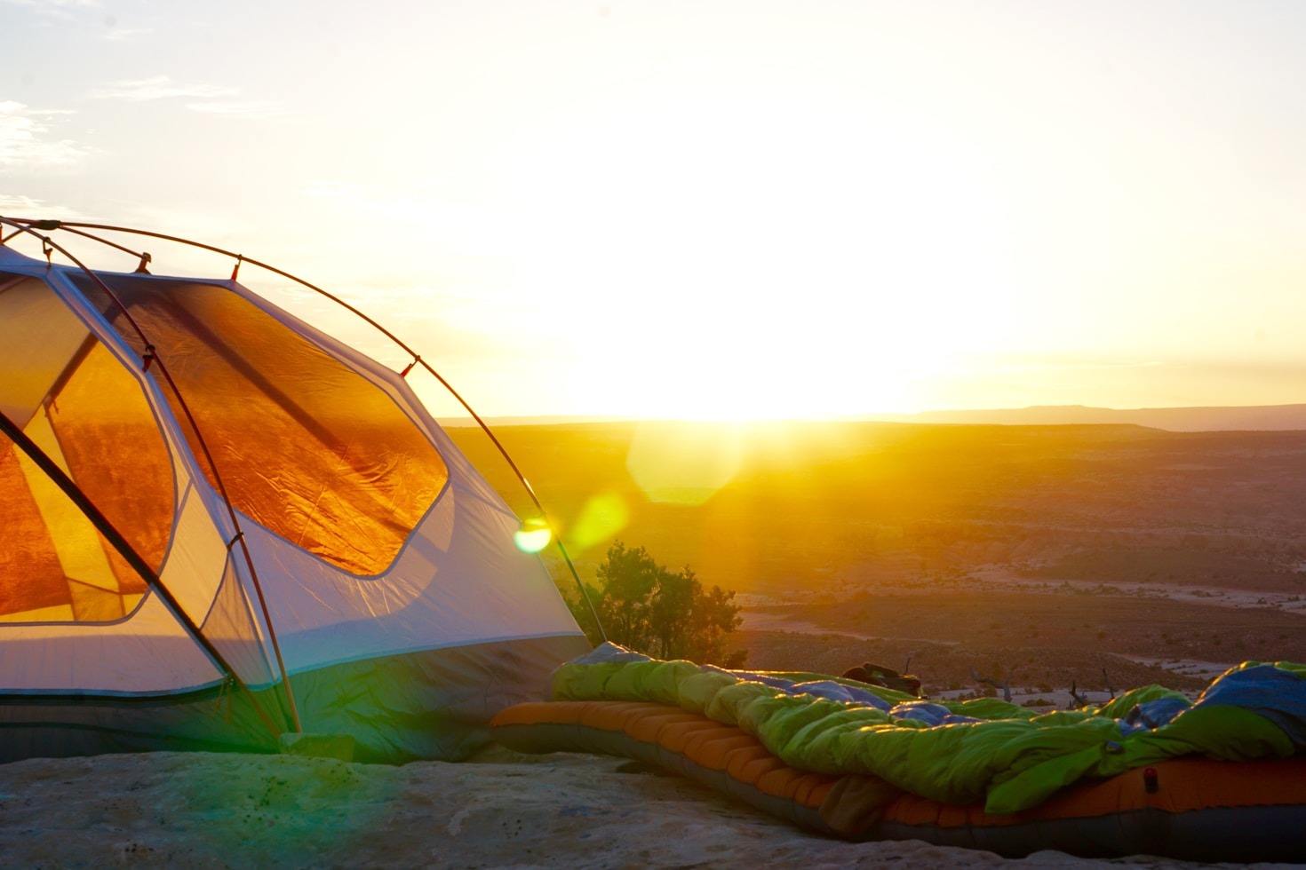 How to Cook Delicious Meals Over a Campfire